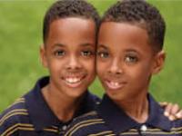 تفاوت فردی در دوقلوها و تقویت استقلال در کودکان دوقلو